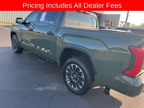 Used 2023 Toyota Tundra SR5 w/ SR5 Convenience Package AWD/4WD image 21