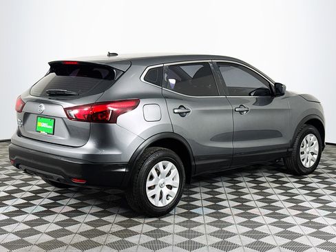 Used 2019 Nissan Rogue Sport S image 10
