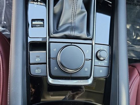 New 2026 MAZDA MAZDA3 Carbon image 28