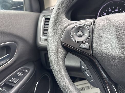 Used 2022 Honda HR-V EX image 18