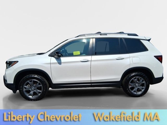 Used 2024 Honda Passport TrailSport image 4