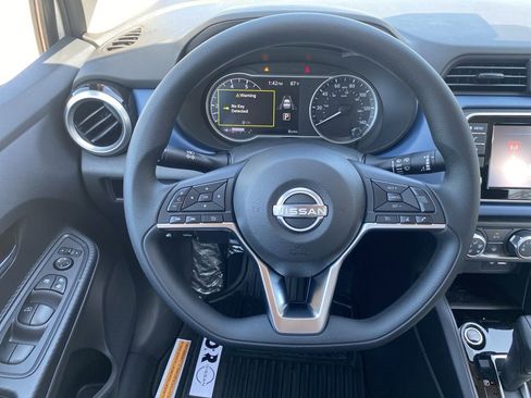 New 2025 Nissan Versa SV w/ Trunk Package FWD image 21