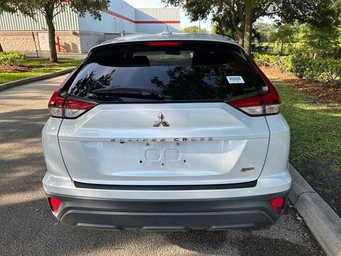 Used 2023 Mitsubishi Eclipse Cross LE AWD/4WD image 5