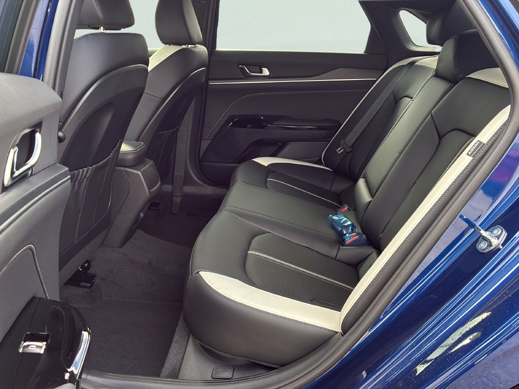 New 2026 Kia K5 GT-Line FWD image 25