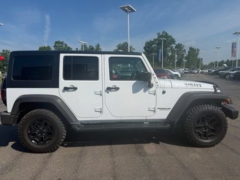 Used 2017 Jeep Wrangler Unlimited Sport AWD/4WD image 4