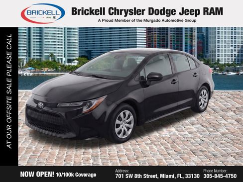 Used 2020 Toyota Corolla LE image 1