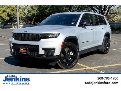 Used 2023 Jeep Grand Cherokee L Laredo