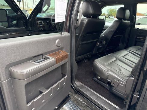 Used 2015 Ford F250 Platinum image 28