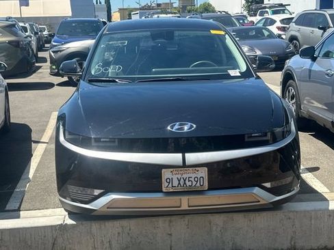 Used 2024 Hyundai Ioniq 5 SEL RWD image 3
