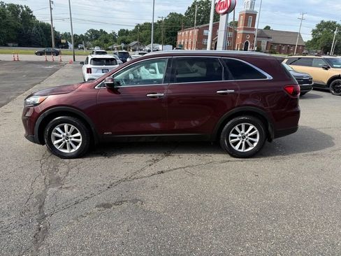 Used 2019 Kia Sorento AWD w/ LX Convenience Package image 5