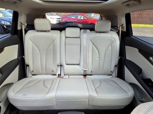 Used 2020 Lincoln Nautilus Reserve AWD/4WD image 8