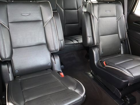 Certified 2023 Cadillac Escalade Sport AWD/4WD image 22