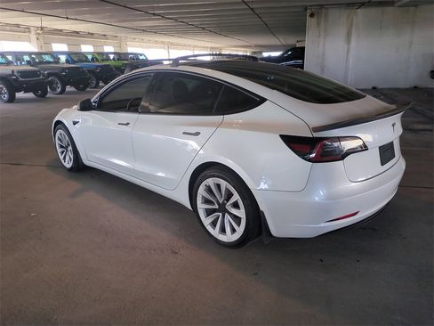 Used 2022 Tesla Model 3 Long Range image 7