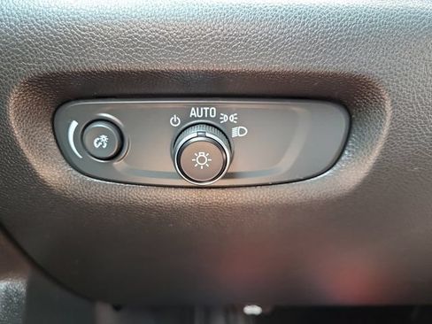 Certified 2023 Chevrolet Traverse LT w/ LPO, Floor Liner Package AWD/4WD image 21