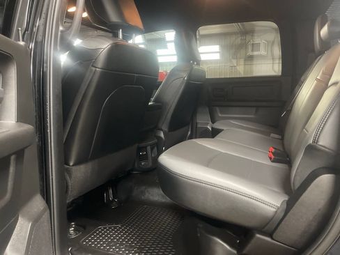Used 2025 RAM 3500 Tradesman w/ Chrome Appearance Group AWD/4WD image 9