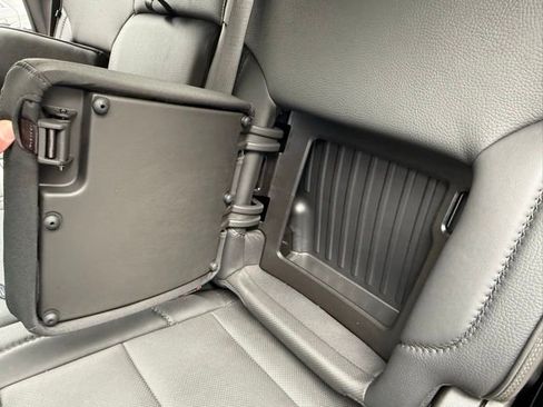 Used 2024 GMC Sierra 1500 Denali w/ Technology Package image 42