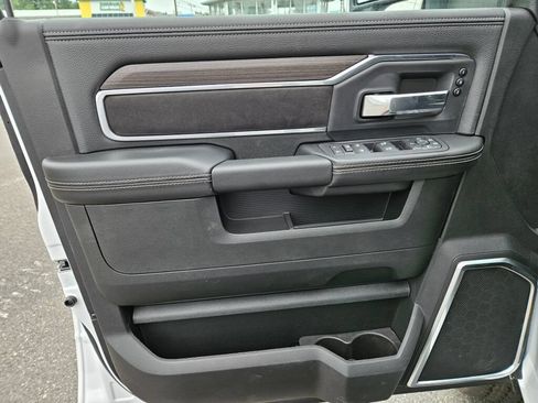 New 2026 RAM 2500 Laramie w/ Night Edition AWD/4WD image 16