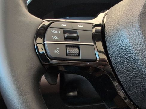 Used 2024 Honda Pilot Elite image 25