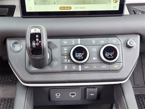 New 2024 Land Rover Defender 110 S image 14