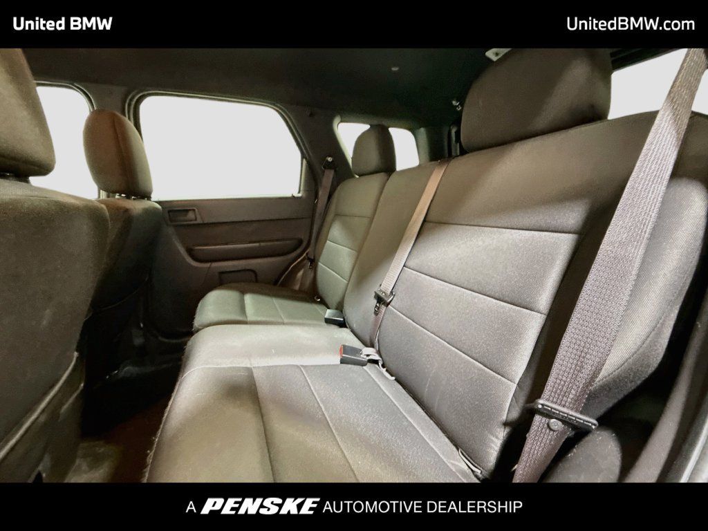 Used 2011 Ford Escape XLT w/ Cargo Pkg FWD image 17