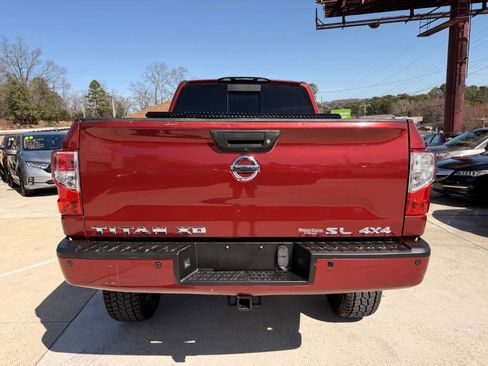 Used 2017 Nissan Titan SL w/ Chrome Package image 18