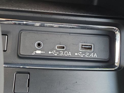 Certified 2025 Subaru Ascent Limited AWD/4WD image 48