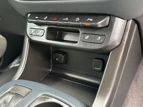Used 2020 Chevrolet Colorado Z71 image 15