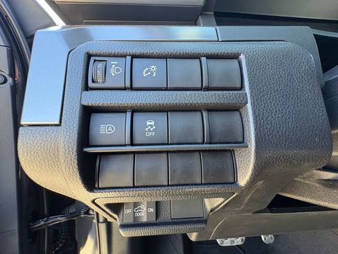 Used 2025 Toyota Tacoma TRD Sport image 20