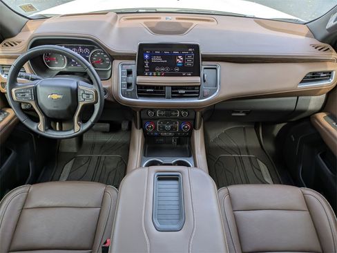 Used 2021 Chevrolet Tahoe High Country image 21