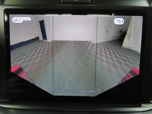 Used 2025 Ford F450 Platinum image 20