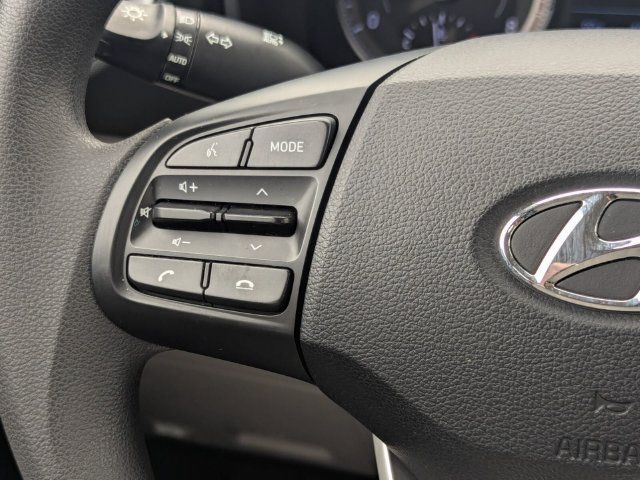 Used 2020 Hyundai Venue SEL FWD image 18