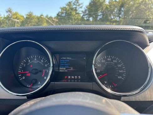 Used 2017 Ford Mustang GT Premium RWD image 9