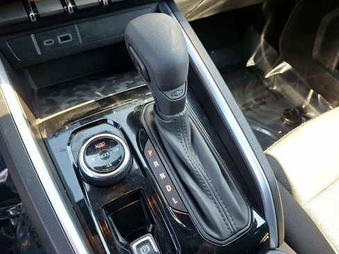 Used 2024 Chevrolet Colorado Trail Boss w/ Advanced Trailering Package AWD/4WD image 12