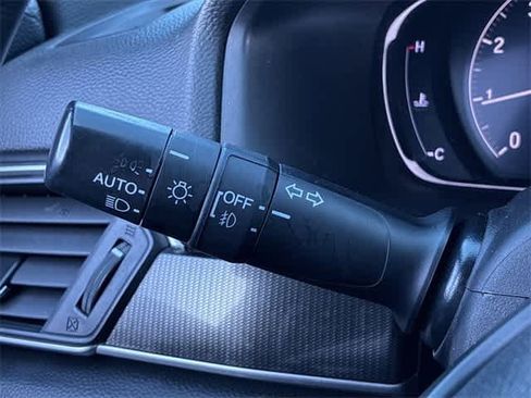 Used 2019 Honda Accord Sport image 27