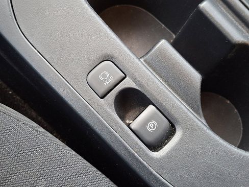 Used 2023 Toyota Corolla LE image 28