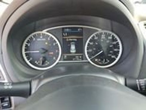 Used 2019 Nissan Sentra SL image 16