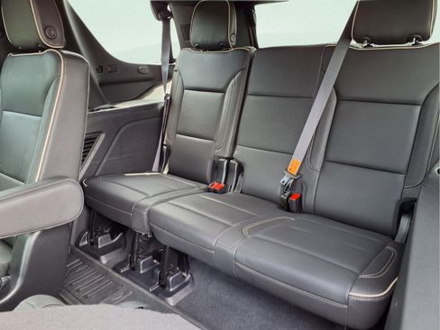 Used 2022 GMC Yukon SLT AWD/4WD image 20