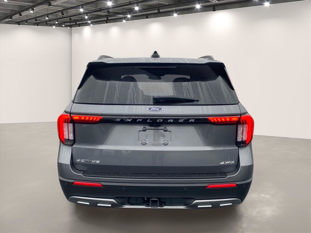 Used 2025 Ford Explorer Active w/ Active Comfort Package AWD/4WD image 6
