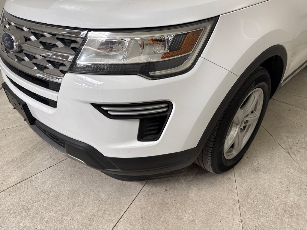 Used 2018 Ford Explorer XLT FWD image 14