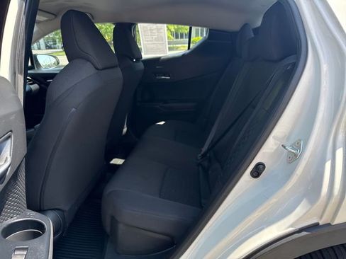 Used 2021 Toyota C-HR LE FWD image 26