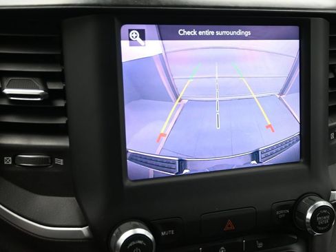 Used 2020 RAM 1500 Big Horn AWD/4WD image 36