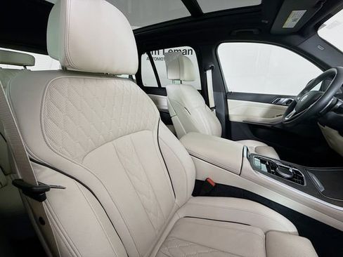Used 2025 BMW X5 xDrive40i image 30