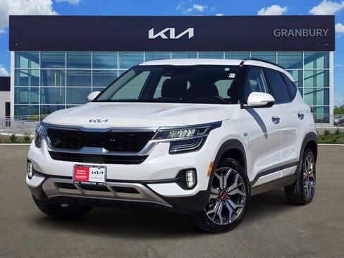 Used 2023 Kia Seltos SX image 1