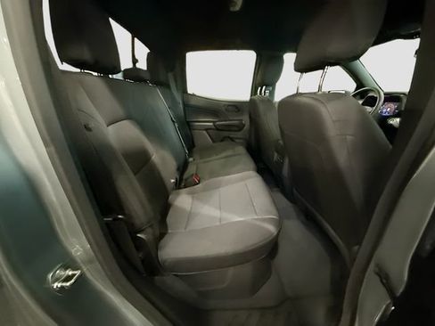 Used 2024 Chevrolet Colorado Trail Boss image 27