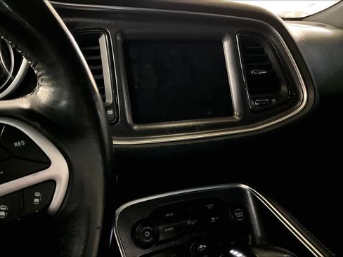 Used 2018 Dodge Challenger SXT Plus image 6