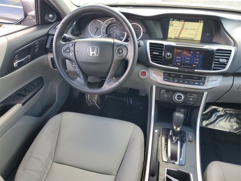 Used 2015 Honda Accord EX-L image 12