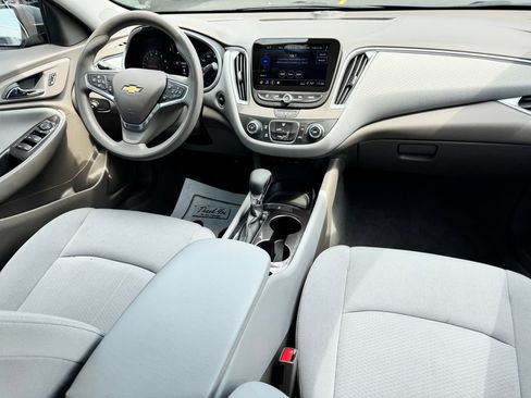 Used 2023 Chevrolet Malibu LS FWD image 12