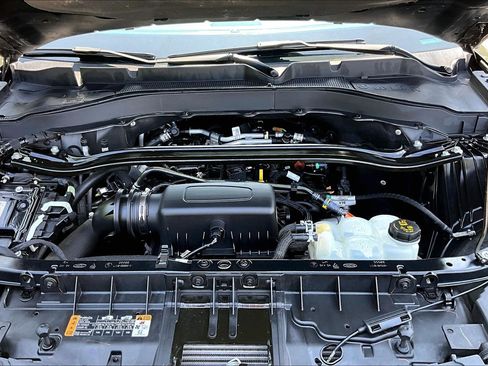 Certified 2022 Ford Explorer Limited w/ Equipment Group 301A AWD/4WD image 8