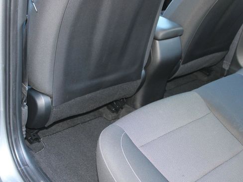 Used 2023 Kia Forte LXS image 40