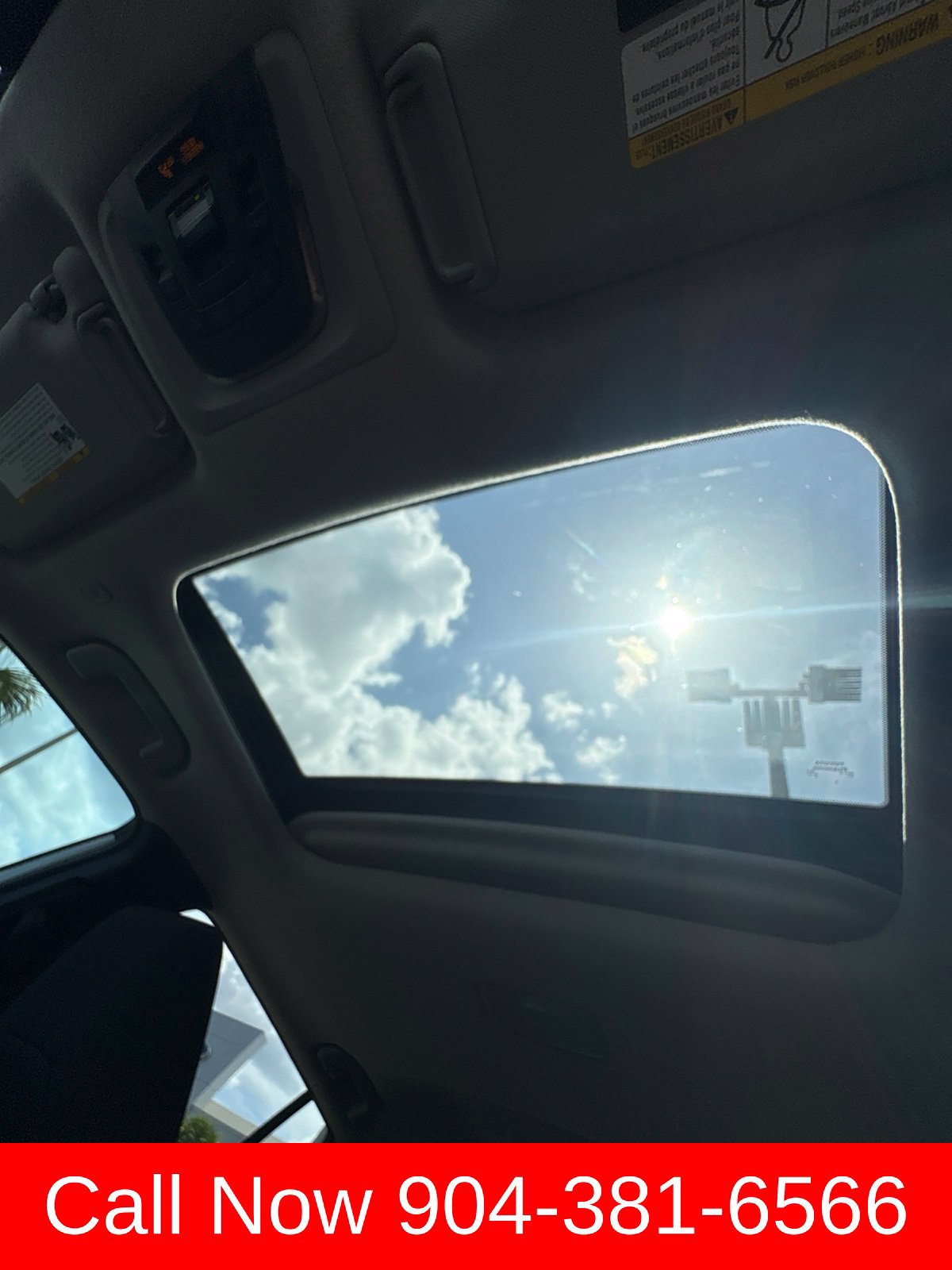 Used 2024 Toyota Corolla Cross LE w/ Moonroof Package FWD image 37